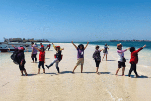 One Day Trip Lombok: Private Snorkeling Pantai Pink, Gili Petelu & Gili Pasir