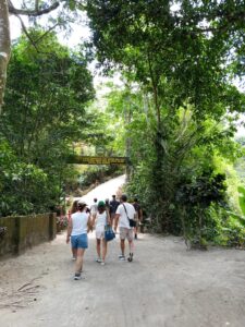 One Day Trip Lombok – Eksplorasi Air Terjun Benang Kelambu & Benang Stokel
